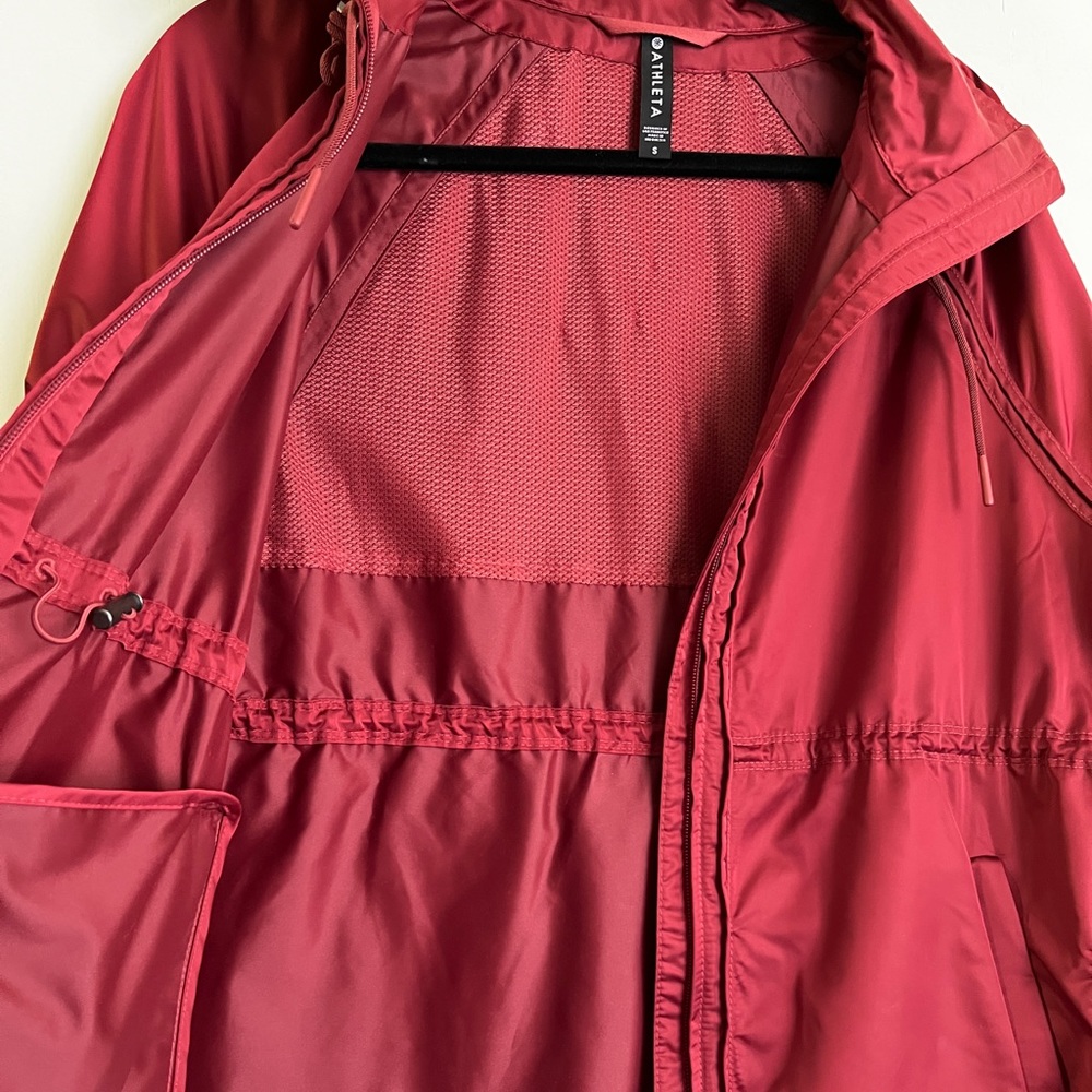 🦋 Athleta | Women’s Red Escape Jacket Size: Small (no hood) - Picture 10 of 10